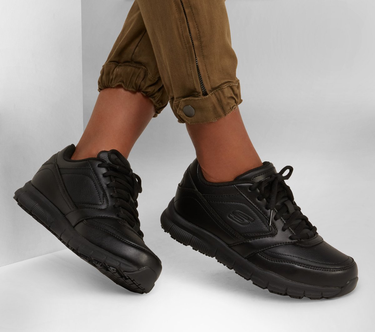 Work Slip-Resistant Relaxed Fit: Nampa - Wyola Women Skechers us
