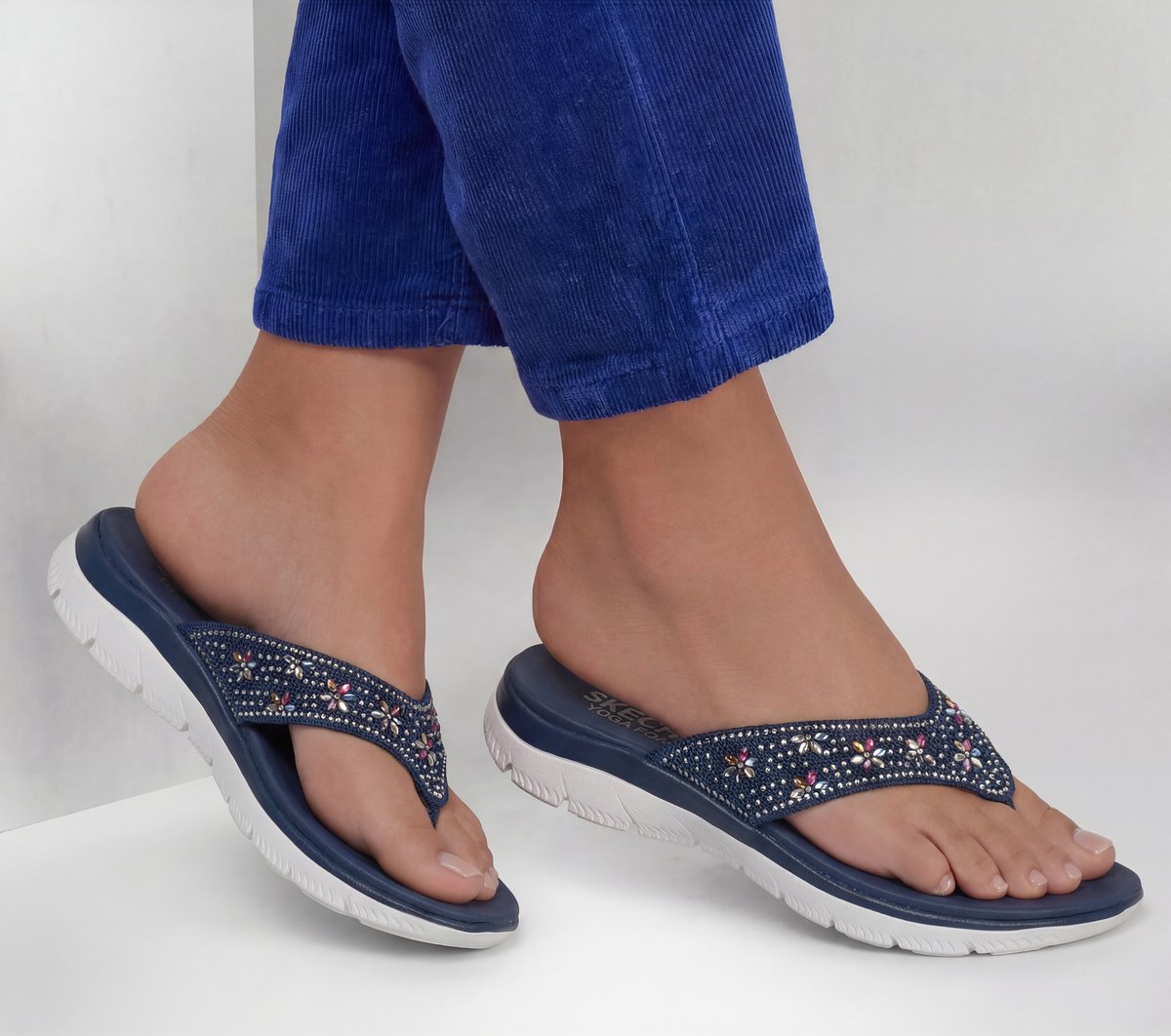 Summits Sandal - Blooming Bright Women Skechers us
