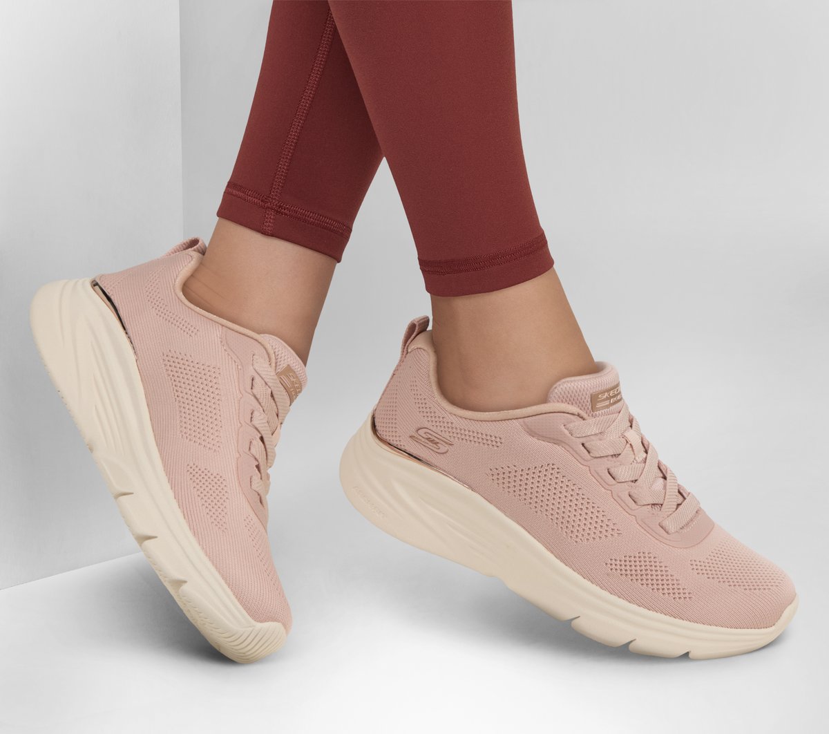 BOBS Sport Arch Fit Elev8 Women Skechers online