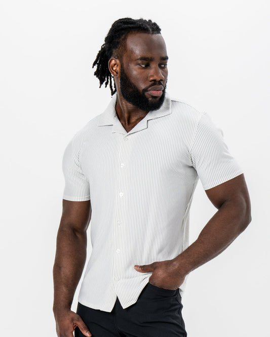 State & Liberty Seersucker Short Sleeve Button Down - Grey