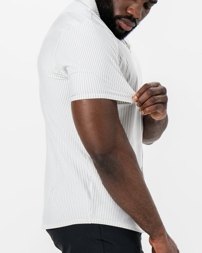 State & Liberty Seersucker Short Sleeve Button Down - Grey